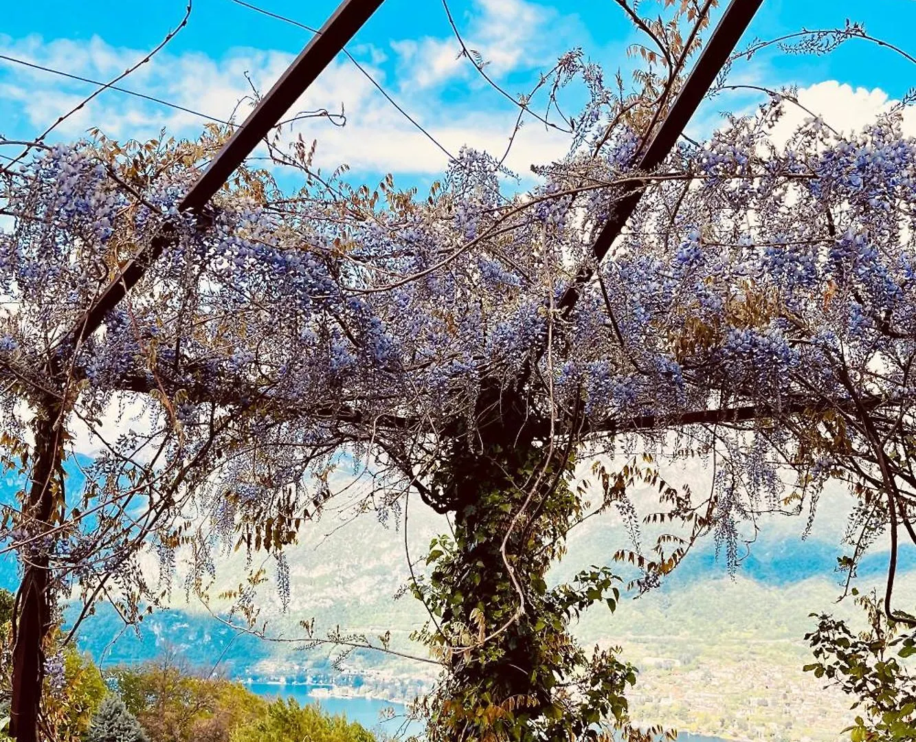 Casa Con Giardino E Vista Lago Civenna 0*,  Italien